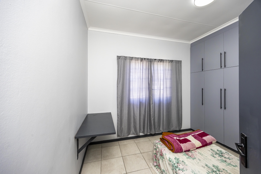 To Let 3 Bedroom Property for Rent in Beacon Bay Eastern Cape